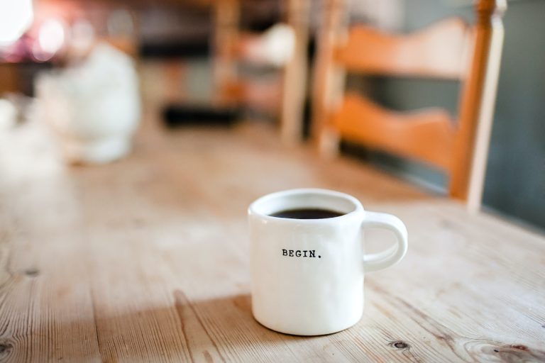 Un café pour bien démarrer son cheminement de transition professionnelle.